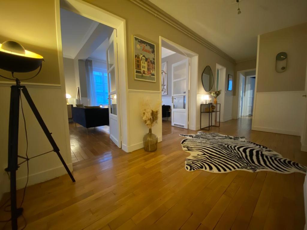 Appartement De Standing Hyper Centre Tours Ngoại thất bức ảnh
